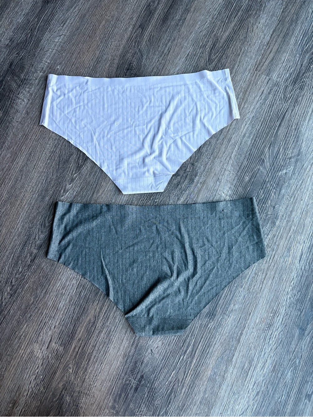 New Roxy 4-Pack Panties - Picture 2 of 7